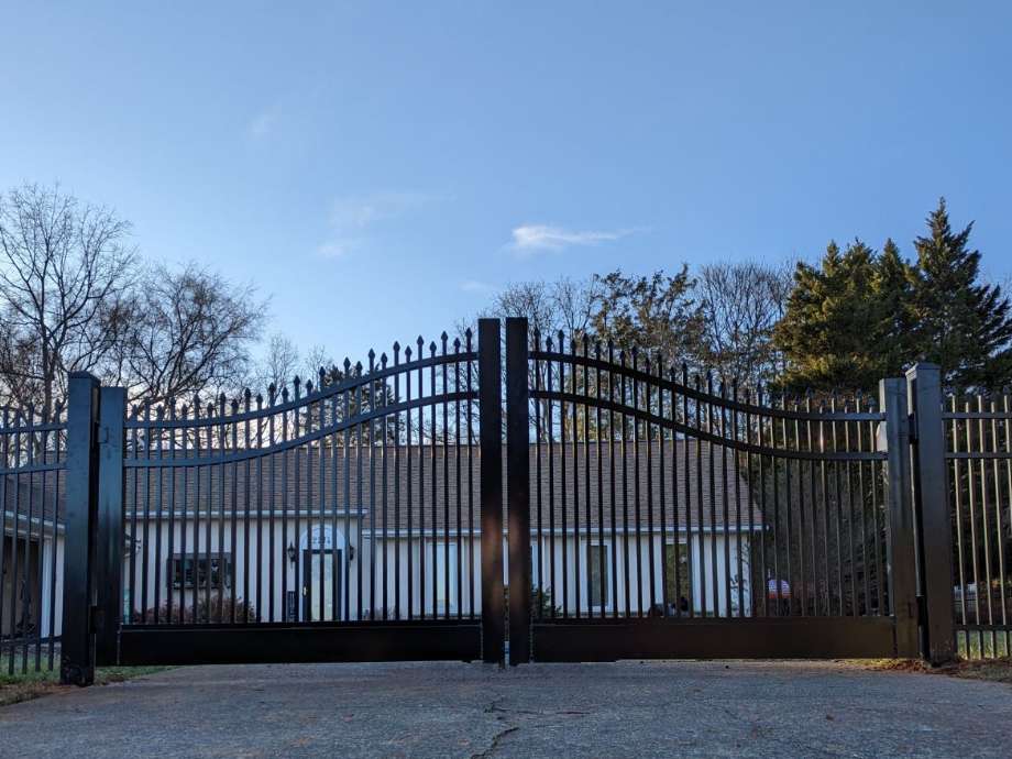chain link fence