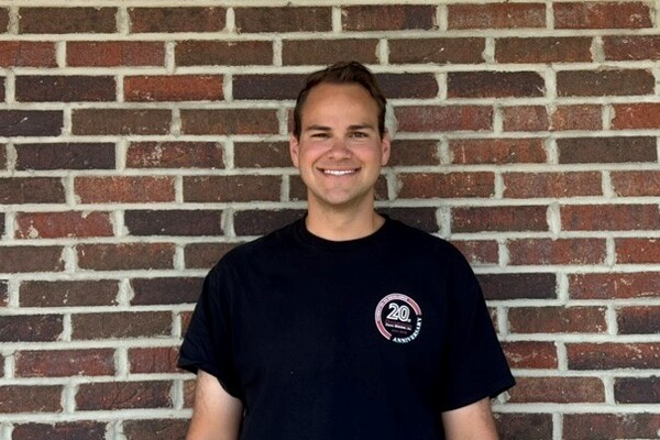 Owen Folsom headshot