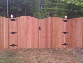 6′ Wood Privacy Arched Gothic Posts